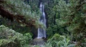 Keindahan Curug Cimandaway Cilacap