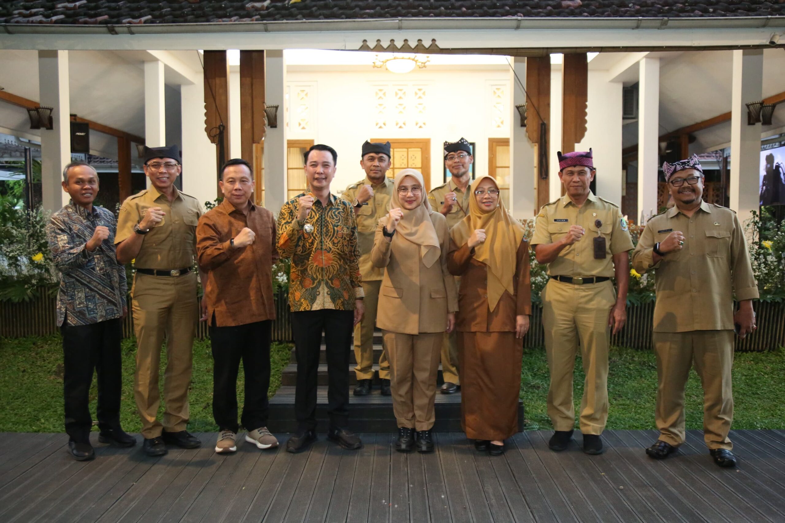 Bupati Rejang Lebong bersama Tim bersama Bupati Banyuwangi dan Jajarannya