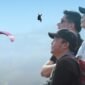 Uji Coba Paralayang di Kawasan Danau Mas Harun Bastari oleh Pemerintah Kabupaten Rejang Lebong