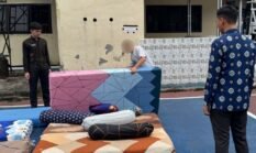 Warga Binaan Jemur Kasur dan Bantal, Lapas Curup Gelar Jumat Bersih