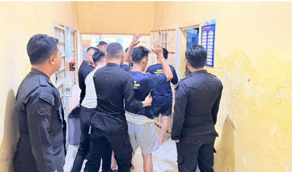 razia tanpa kompromi